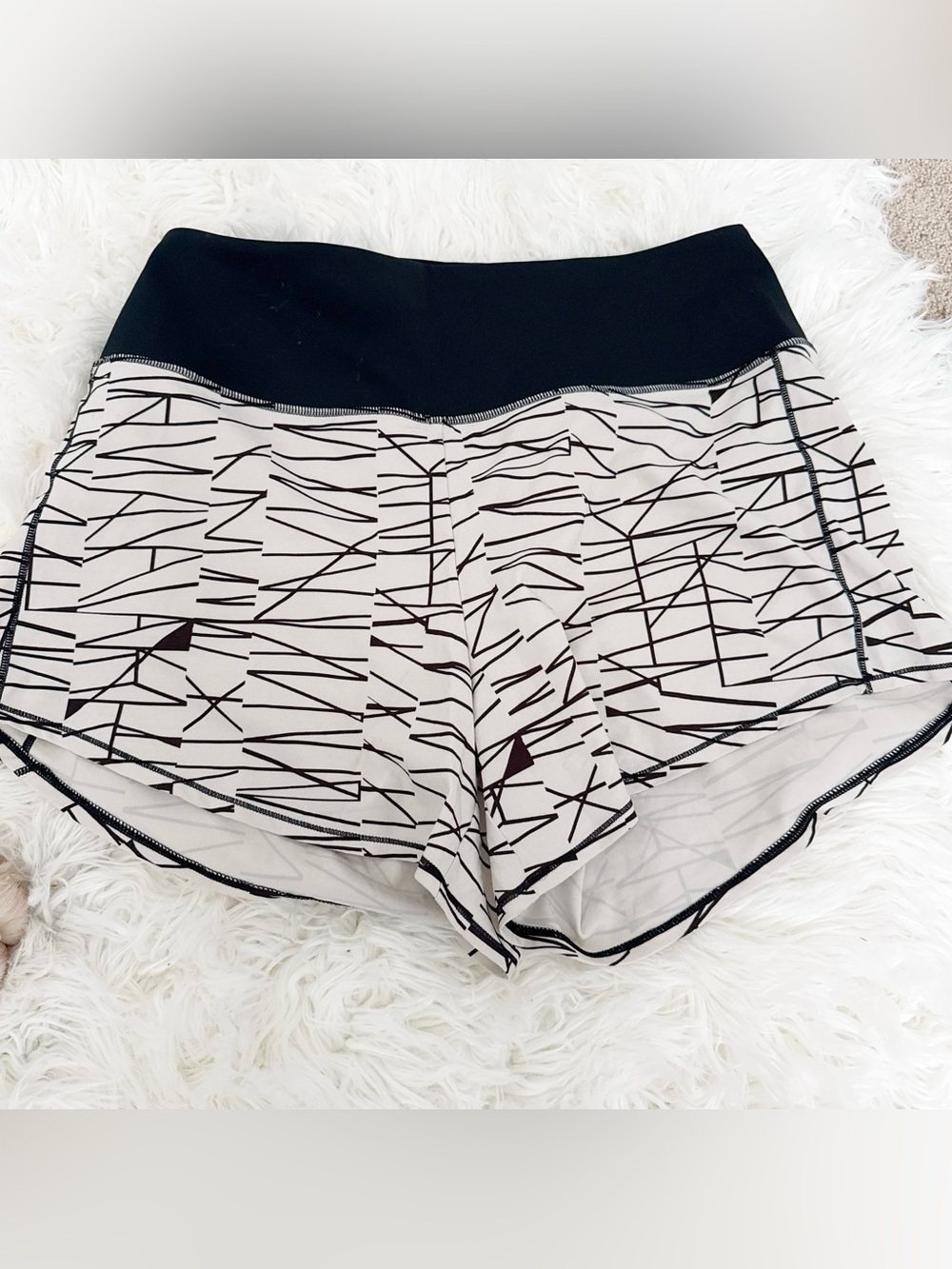 oiselle Cream Athletic Shorts with Black Abstract Lines